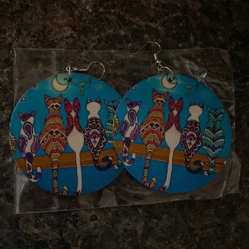 Womens cat earrings brand new.